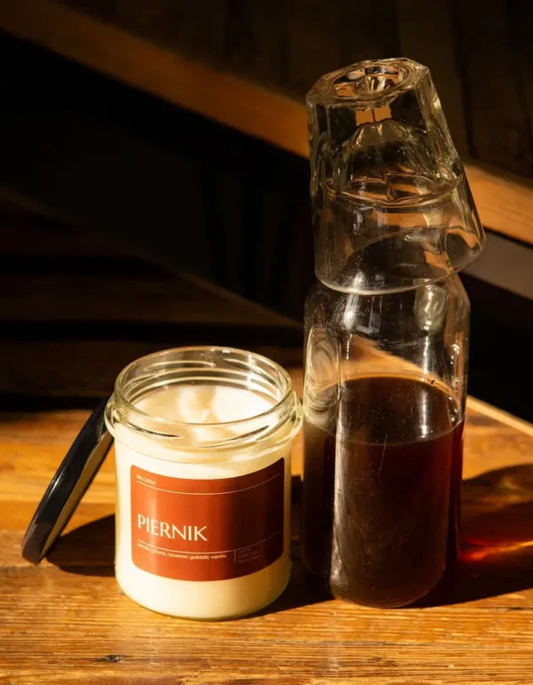 Świeca sojowa PIERNIK